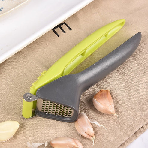 GarliCrush  Easy-Press Garlic Masher with Ergonomic Plastic Handle