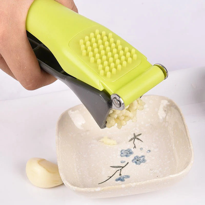 GarliCrush  Easy-Press Garlic Masher with Ergonomic Plastic Handle